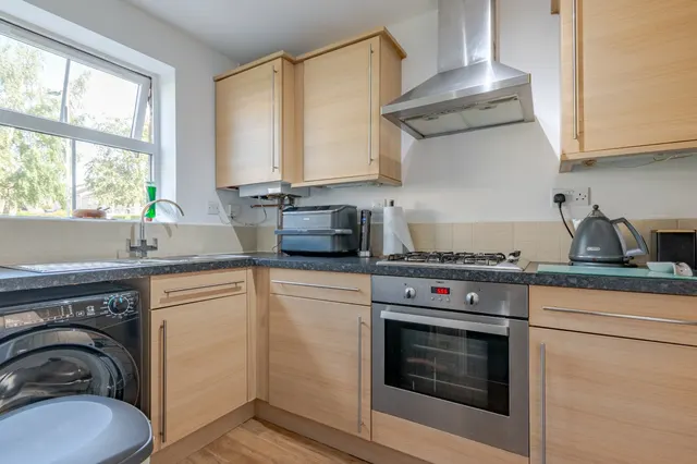 Siegfried Walk, Bingley, BD16, photo 2