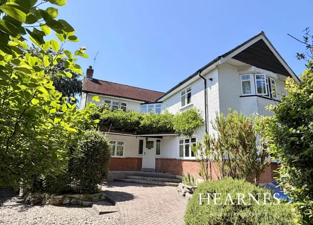 Sturminster, BH13, photo 1