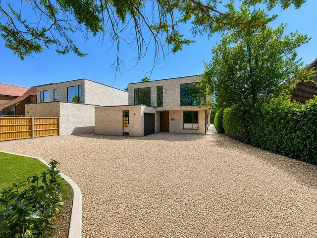 Danes Road, Awbridge, Romsey, Hampshire, SO51 0HL, photo 1