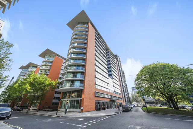 203 Marshall Building, 3 Hermitage Street, London, photo 1