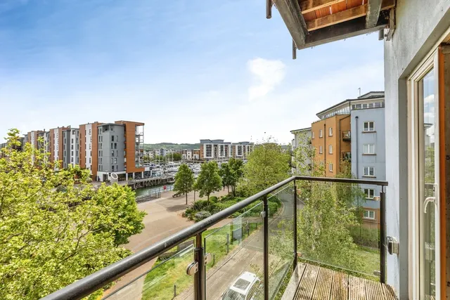 Lockside, Portishead, BS20, photo 1