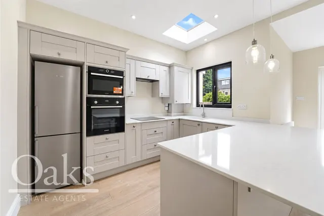 Churchmore Road, Streatham Vale, SW16, photo 3