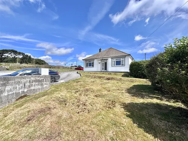 Church Road, St. Dennis, photo 1