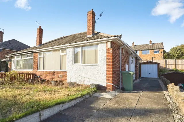 Spring Valley Avenue, LEEDS, photo 1