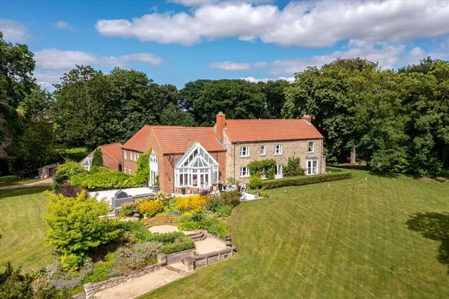 The Green, High Coniscliffe, DL2, photo 1