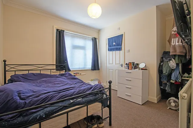 Cliff Gardens, Scunthorpe, DN15, photo 3