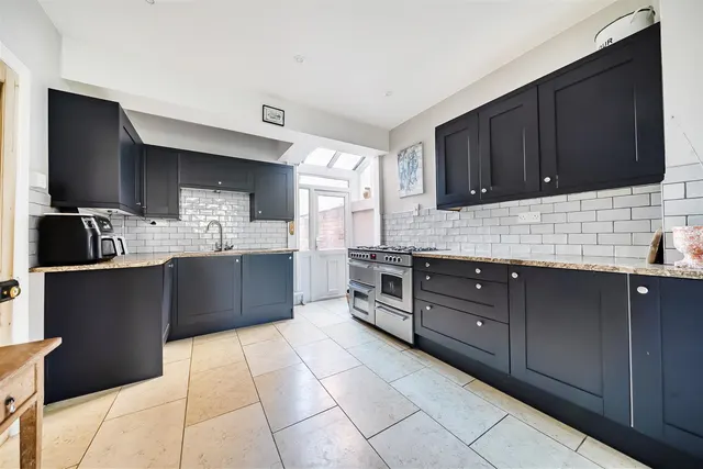 Brickley Lane, Devizes, SN10, photo 2