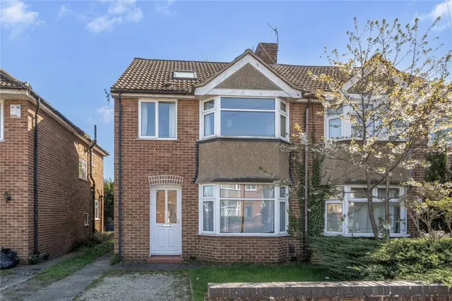St. Leonards Road, Headington, OX3, photo 1