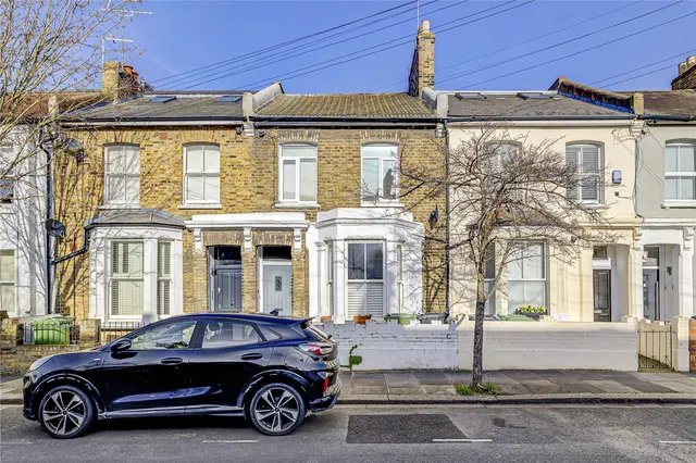 Photo 2 — Broughton Road, Fulham, London, SW6