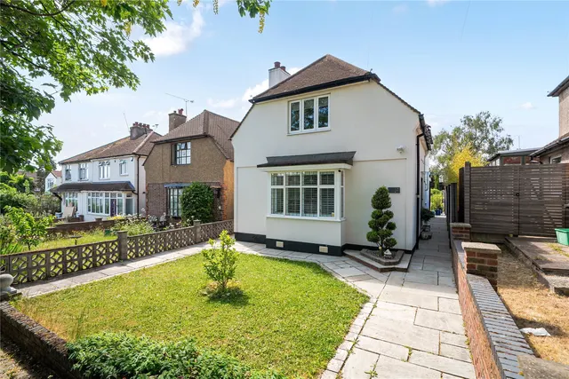 Marion Crescent, Orpington, BR5, photo 1