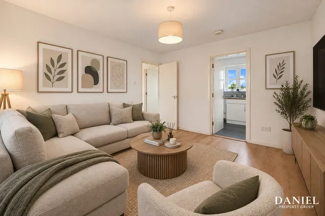 Blackthorn Court, Langdon Hills, SS16, photo 3