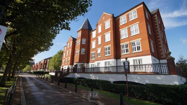The Boulevard, Woodford Green, photo 1