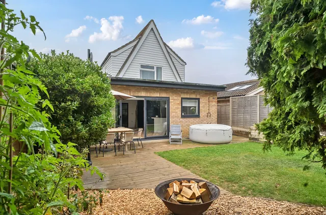 Locksash Close, West Wittering, PO20, photo 2
