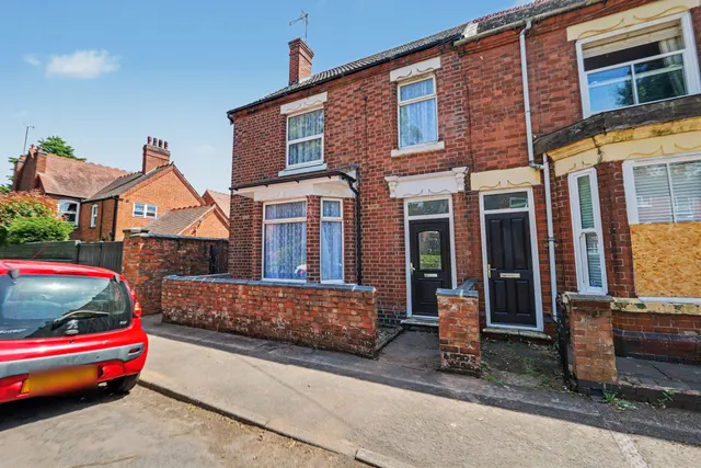 Countess Road, Nuneaton, CV11, photo 1