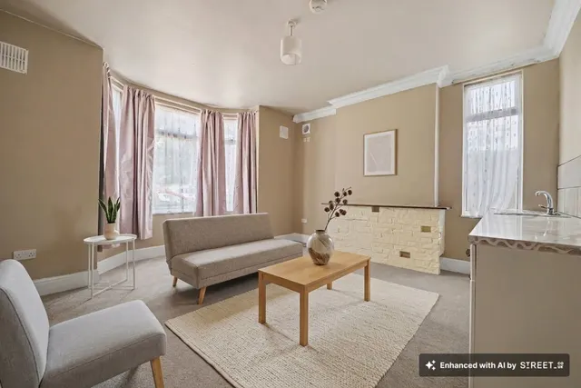 Photo 3 — Countess Road, Nuneaton, CV11