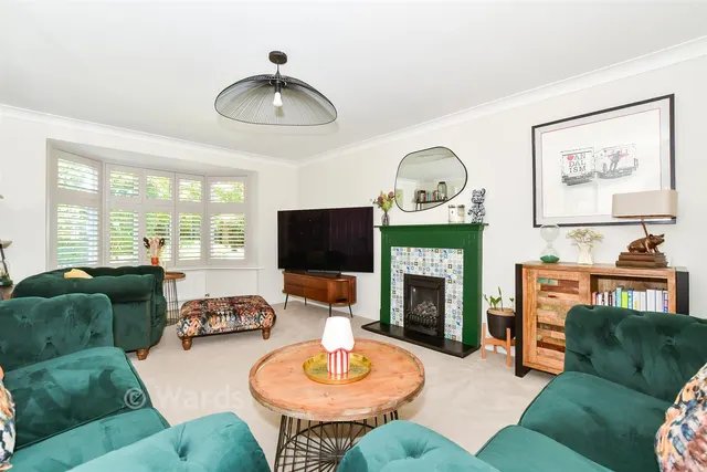 Chartwell Drive, Maidstone, ME16, photo 3