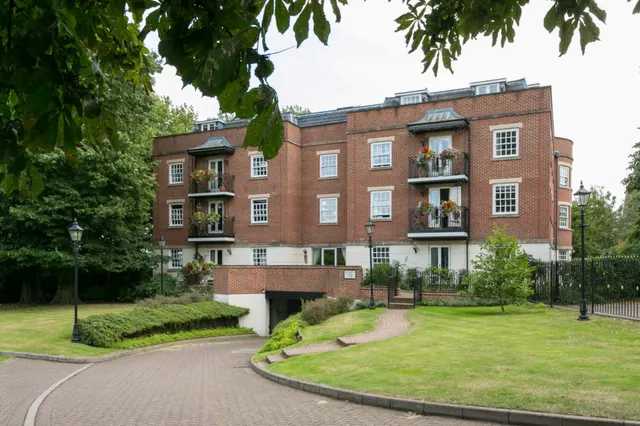 Photo 3 — Wanstead, London