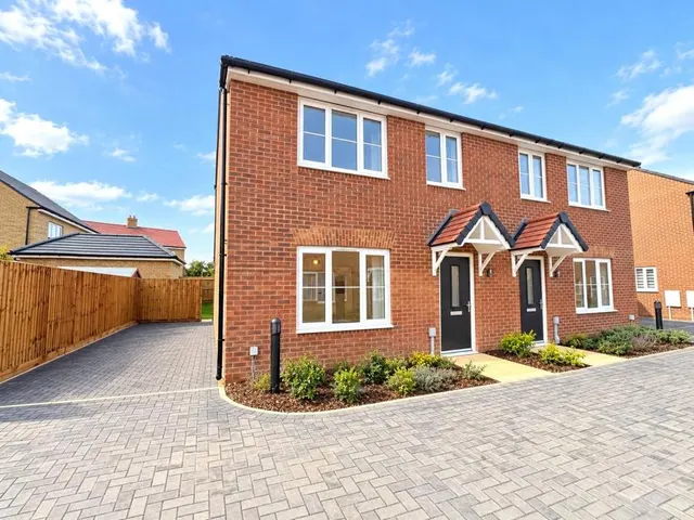 Kilsby Crescent, Ramsey, PE26, photo 1