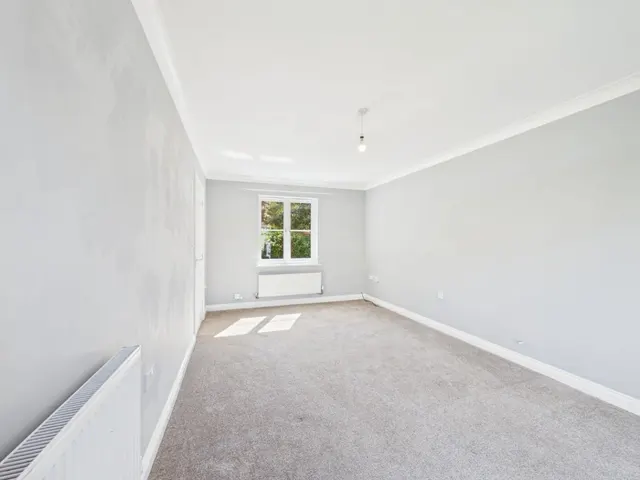 Elder Close, Witham St. Hughs, LN6, photo 3