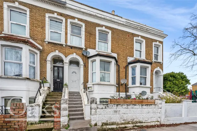 Apsley Road, South Norwood, SE25, photo 2