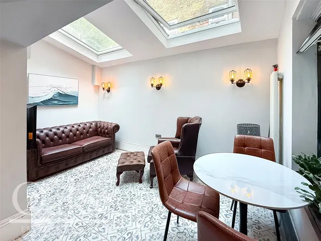Apsley Road, South Norwood, SE25, photo 1