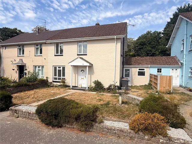 Photo 2 — Chilworth Close, Chilworth, Southampton, Hampshire, SO16