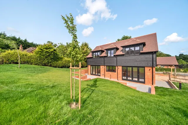 Standen Street, Iden Green, TN17, photo 2