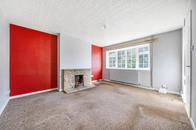 Manor Park, Claydon, OX17, photo 2