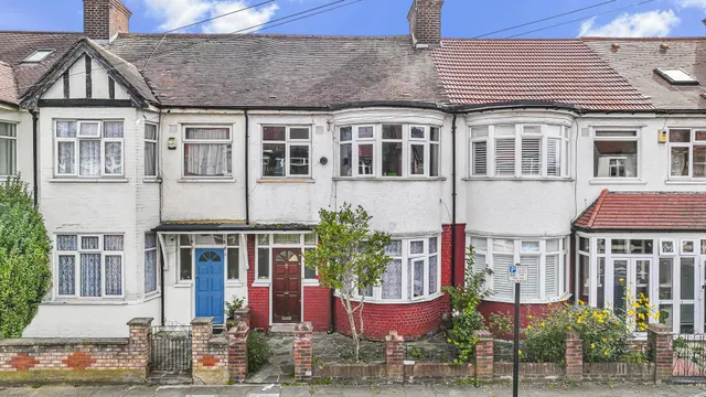 Perth Road, Wood Green, N22, photo 1