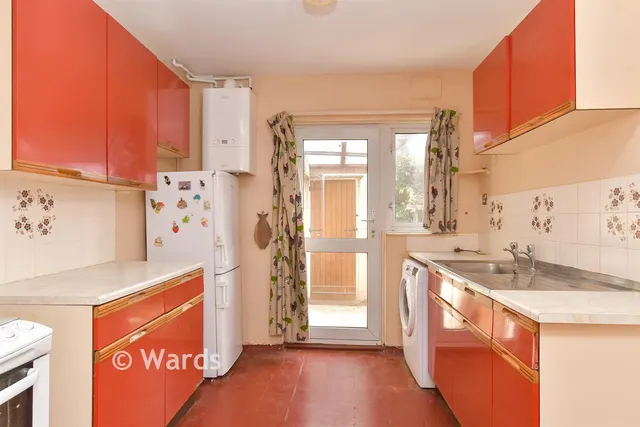 Anchor Road, Rochester, ME1, photo 2