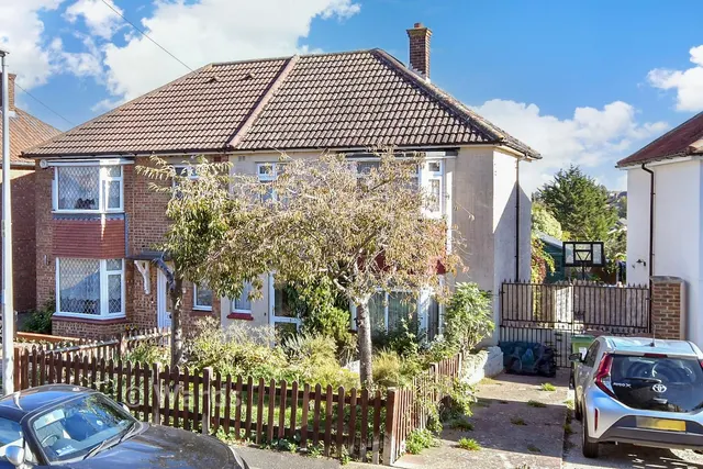 Anchor Road, Rochester, ME1, photo 1