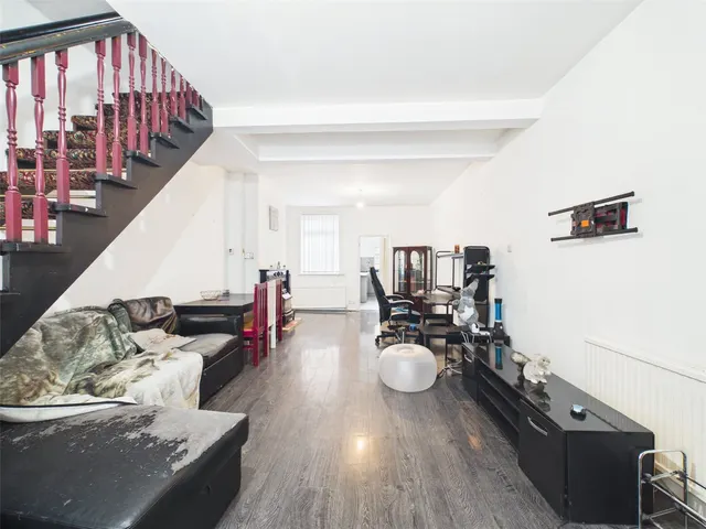 Langley Road, Salford, M6, photo 2