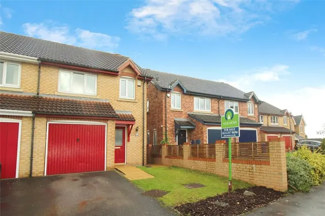 Ironstone Crescent, Chapeltown, South Yorkshire, S35, photo 1