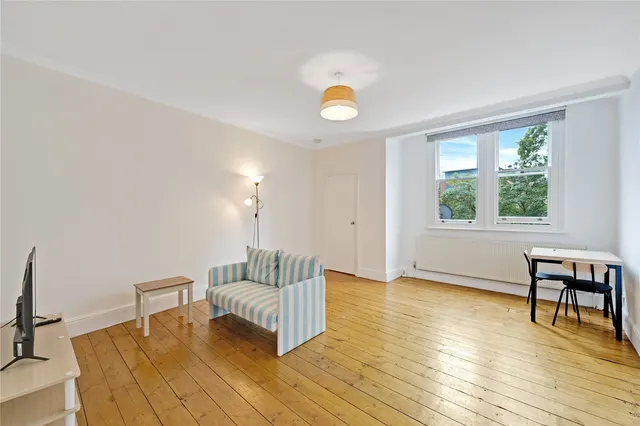 London Road, Twickenham, TW1, photo 2