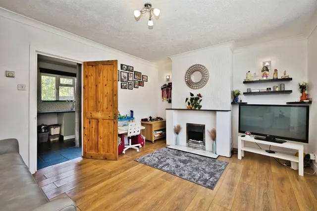 Hillcrest Road, Yeovil, BA21, photo 3