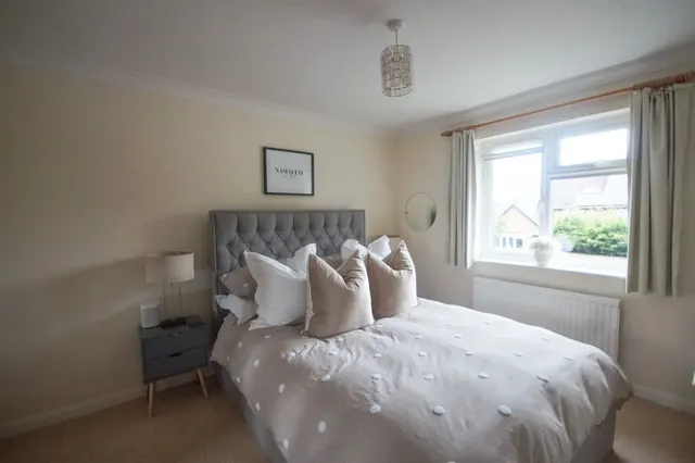 Coulson Court, Prestwood, HP16, photo 3