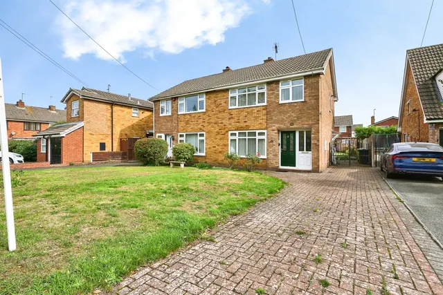 Pembroke Close, Willenhall, WV12, photo 1