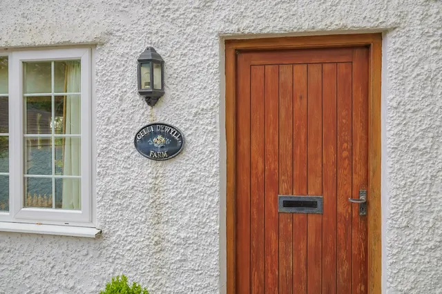 Gellidywyll Farm, Sketty, photo 3