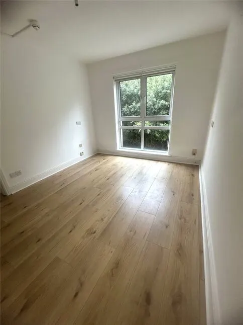 Photo 3 — Newcarron Court, Ronades Road, Stirlingshire, FK2