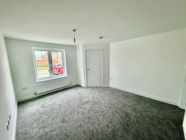 Burtersett Crescent, Stockton, TS21, photo 2