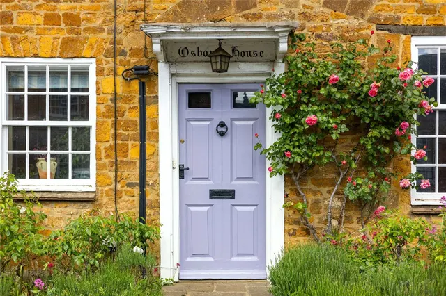 Photo 2 — High Street, Deddington, Banbury, Oxfordshire, OX15 0SL