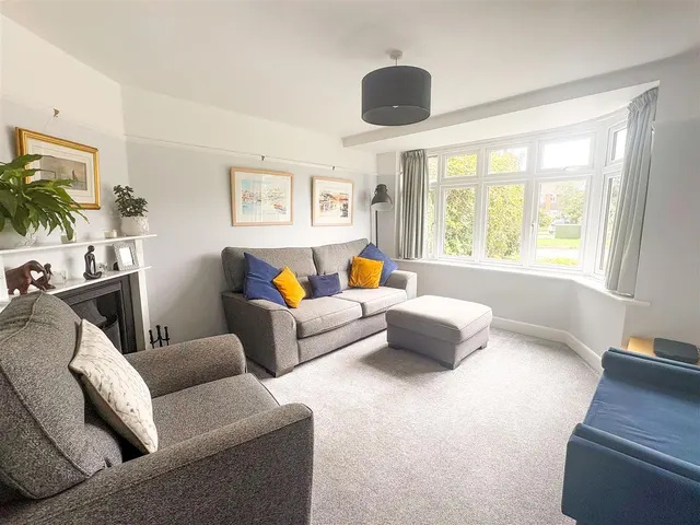Henry Avenue, Rustington, photo 2