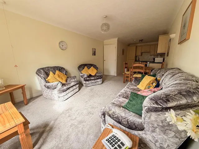 Photo 2 — Belmont, Terminus Road, Bexhill-On-Sea,, TN39 3LL
