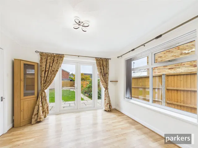 Clivedale Road, Woodley, RG5, photo 3