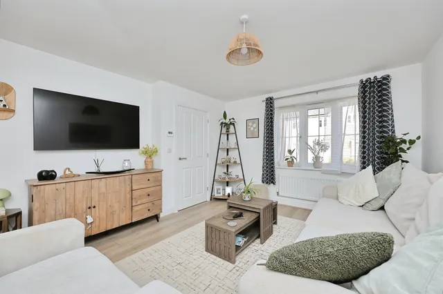 Turner Crescent, Postwick, NR13, photo 2