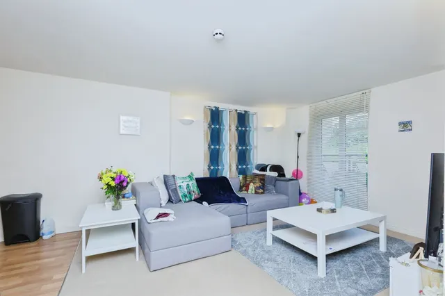 Honeywell Close, Oadby, LE2, photo 3