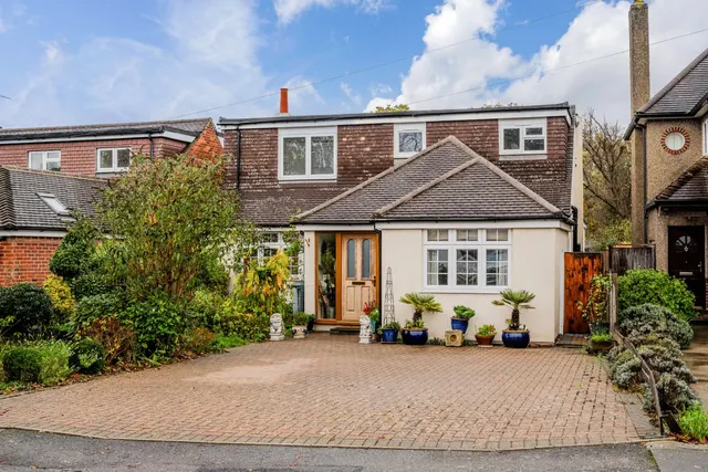 Bushey Way, Beckenham, BR3, photo 1