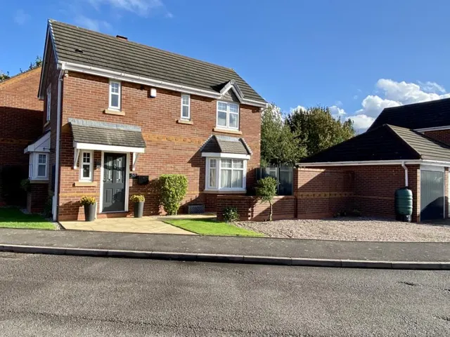Photo 2 — Barnetts Lane, Brownhills, ., WS8