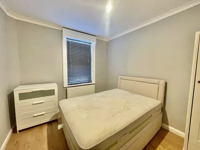 1 bedroom house, Brookhill Road, Woolwich, SE18