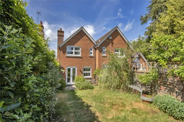 Westerham Road, Sevenoaks, Kent, TN13 2PX, photo 1